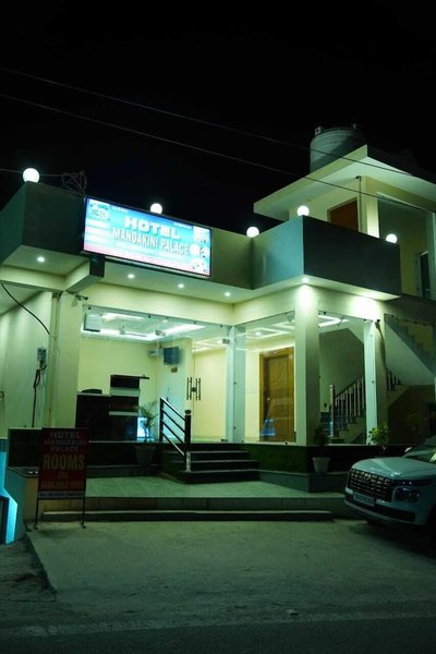 Hotel Mandakini Palace