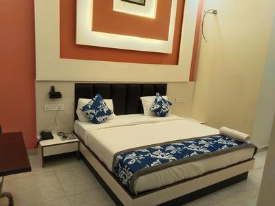 HOTEL PINK CITY