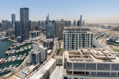 Chic 2BR w Dubai Marina Views