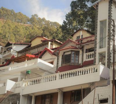 Divy Himalayan Retreat