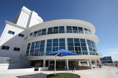 Castle Beach Suites by MiaRentals