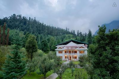 Lama House by OpenSky