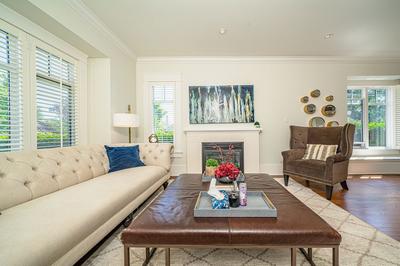 Tranquil Haven Close to UBC and Downtown