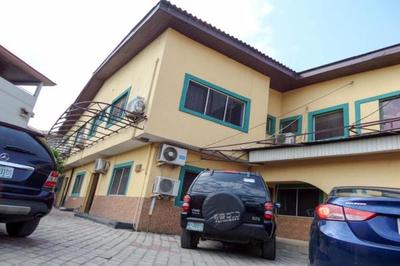 Peerage Retreat and Resort