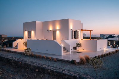 Assyr Getaway - Santorini Cozy Cycladic Retreat