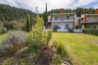 Thalia Maisonette No 6 by Travel Pro Services