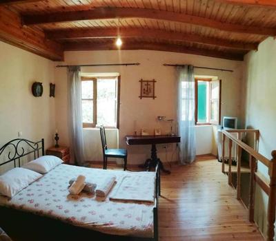 2 Floors House in Sinarades Near Beach