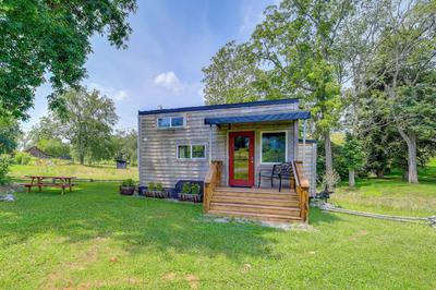 Abingdon Vacation Rental Tiny Home on 10-acre Farm