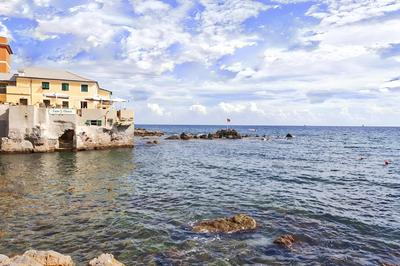 Viviboccadasse - Glicine by Wonderful Italy