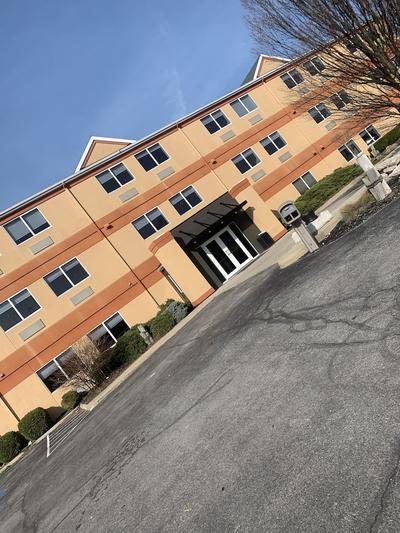 Commodore Perry Inn and Suites