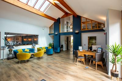 The Crooklands, BW Signature Collection