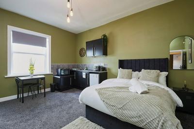 BV Aparthotel Huddersfield Ideal for Business & Leisure Stays