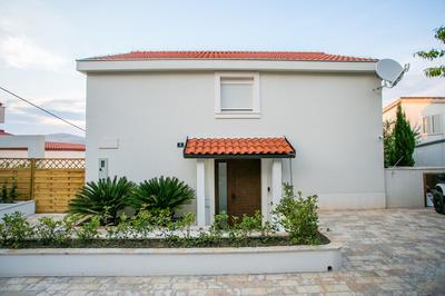 Villa Avalon