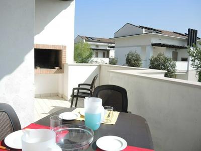 Homely Apartment With Swimming Pool in a Village