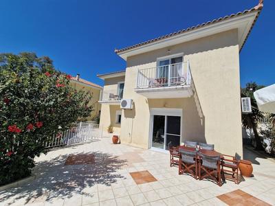 Skala - Villa - Sleeps 7 - Parking - Garden