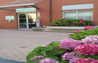 Vista Hotel & Residence