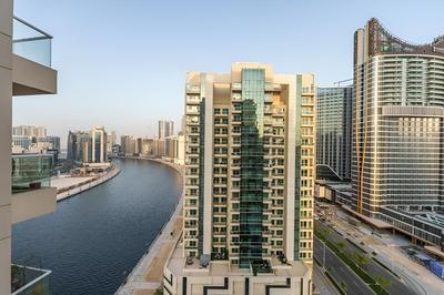 Maison Privee - Superior Apt in Business Bay w/ Dubai Canal Views
