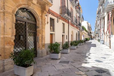 Tre terrazze in Piazza Magione