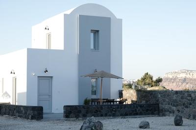 Alafropetra Luxury Suites