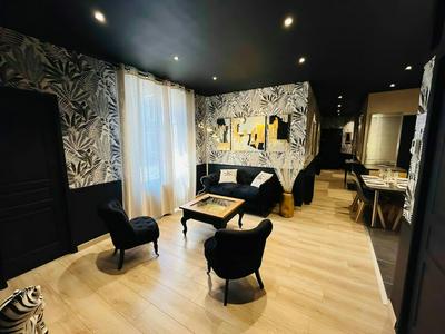 L Etape Prestige Hyper-centre Calme