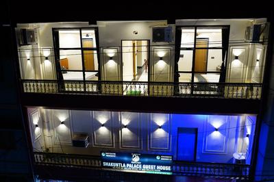 Hotel Shakuntla Palace 400 mts to Vishnupad Temple