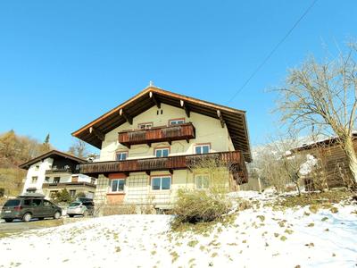 Apartment in Hopfgarten/brixental Near ski Lift