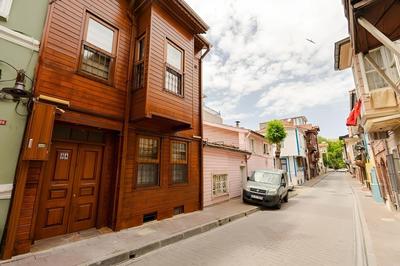 The First Ottoman Mansion