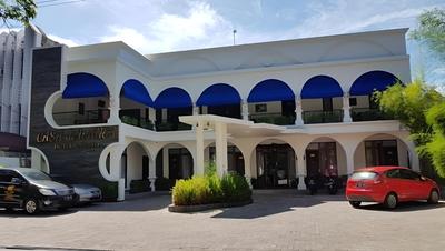 Casa de Wanea Hotel & Resto