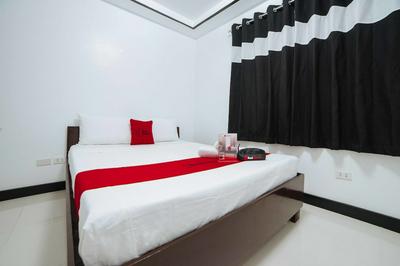 RedDoorz @ Colorado Street Angeles City