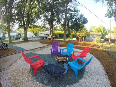 UNC Hideaway King Beds, Backyard & Bicycles