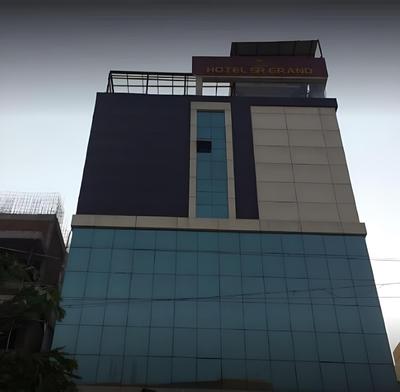 Iroomz Hotel SR Grand