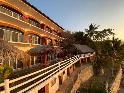 Traditional Sierra Leon Oceanfront Rooms