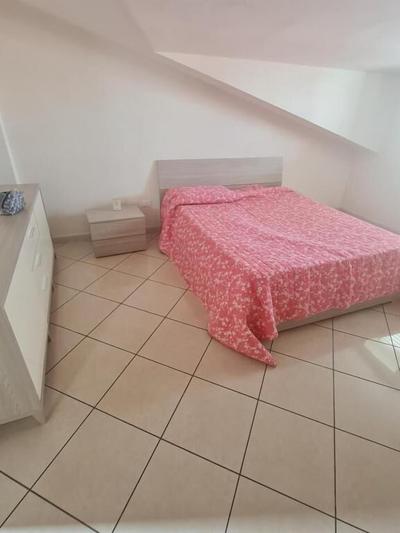 Pink Flowers Suites Women Only