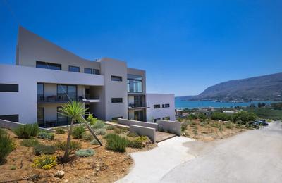 Seametry Luxury Living Apartments Adults Only