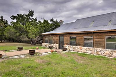 Dripping Springs Home w/ Deck, Near Wedding Venue