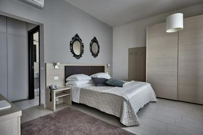 Rouge Hotel International