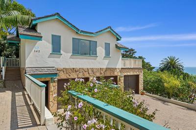 Blue Ocean View Retreat - Minutes to Beach