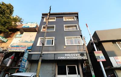 OYO 29202 Sunny International
