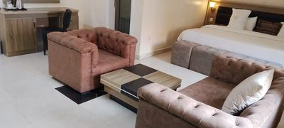 ADJ ROYALTY HOTELS & SUITES LTD