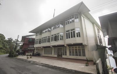 OYO 22038 Hotel Taktse Continental And Spa