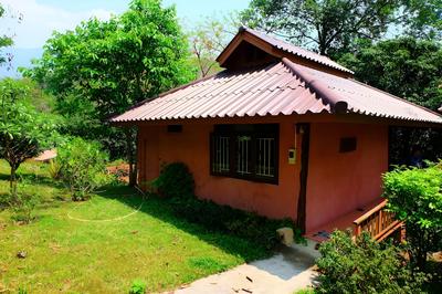 Malee's Nature Lovers Bungalows