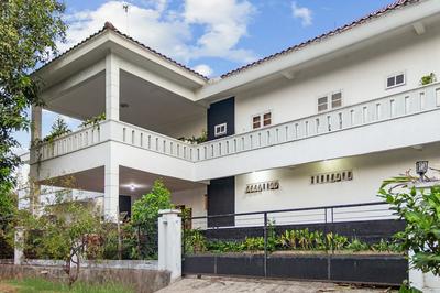 Capital O 93279 Asyoka Penginapan Pasutri