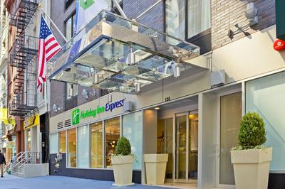 Holiday Inn Express New York City- Wall Street by IHG