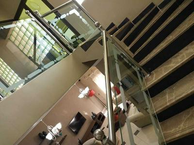 Executive Fully Furnished Apartment Close to Amenities In Massmedia No001