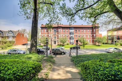 Central West End Condo < 1 Mi to Forest Park!