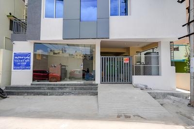 FabHotel Crystal Suites