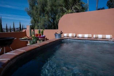 Casa Callejon Blanco