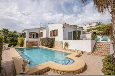 Rustica in J vea With 3 Bedrooms and 2 Bathrooms