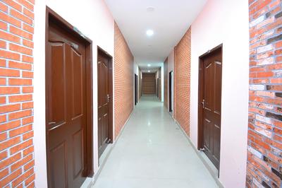 OYO 27801 Kings Landing