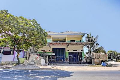 OYO Life 93037 Nova Jaya Homestay Syariah